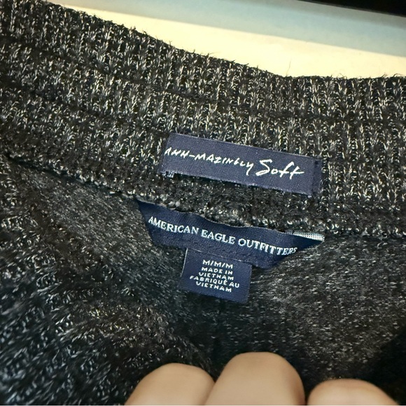 American Eagle Outfitters | Super Soft Charcoal Joggers - Picture 4 of 5